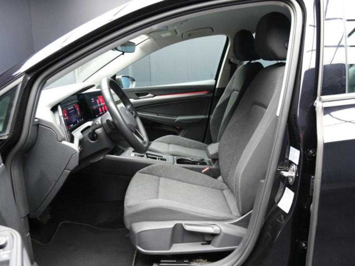 Volkswagen Golf Variant 2.0 TDI SCR DSG Life (9)
