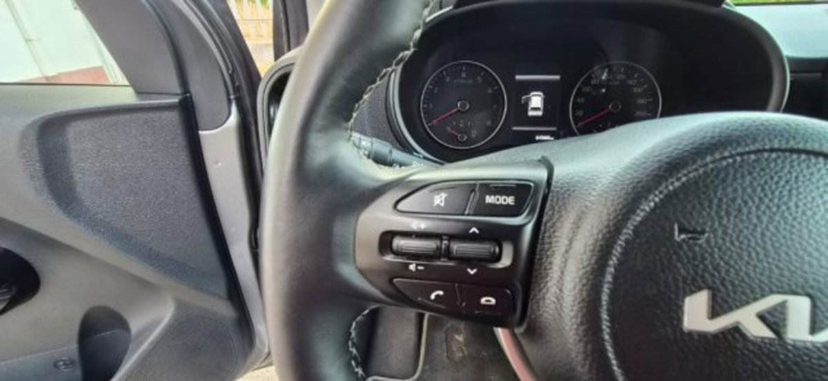 Kia Picanto 1.0 12V 5 porte AMT Style (15)