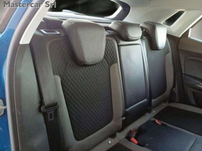 Opel Grandland X 1.6 Hybrid4 Plug-in aut. AWD (10)