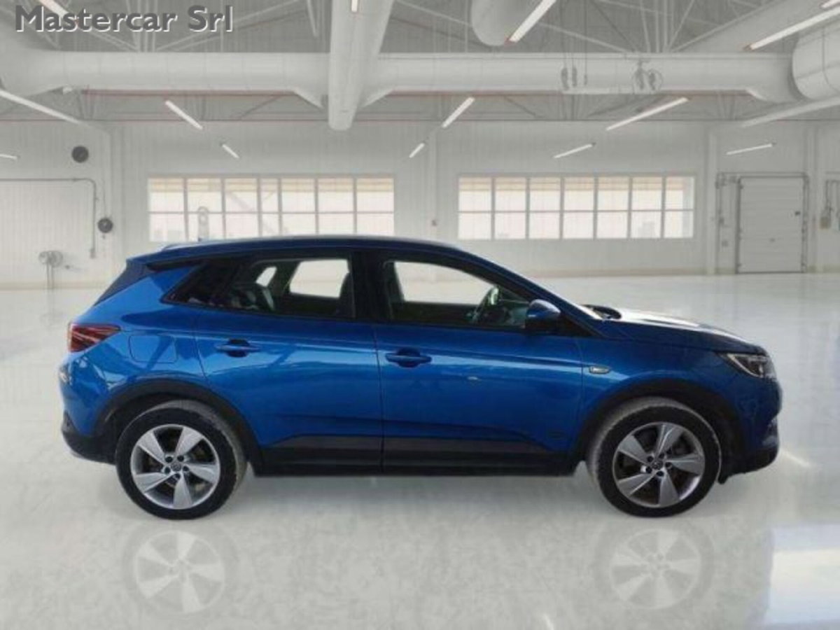 Opel Grandland X 1.6 Hybrid4 Plug-in aut. AWD (7)