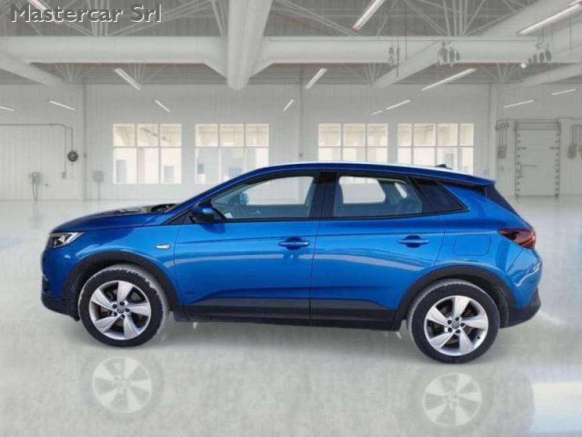Opel Grandland X 1.6 Hybrid4 Plug-in aut. AWD (8)