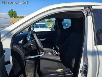 Nissan Navara 2.3 dCi 4WD King Cab Acenta (11)