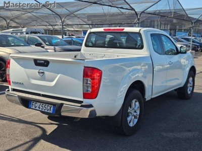 Nissan Navara 2.3 dCi 4WD King Cab Acenta (7)