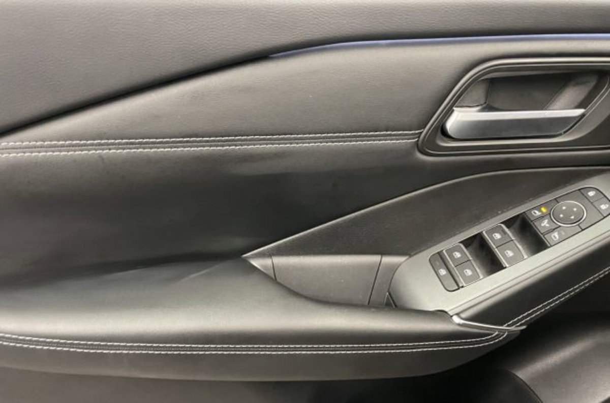 Nissan Qashqai 1.3 mhev N-Connecta 2wd 140cv (10)