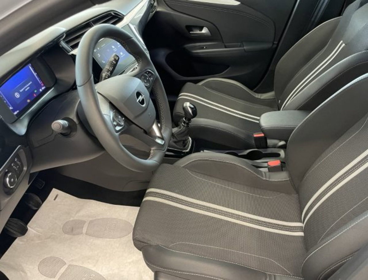 Opel Corsa 1.2 100 CV aut. GS Line (9)