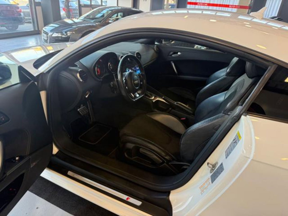 Audi TT Coupé 2.0 TDI quattro S tronic Advanced Plus (12)