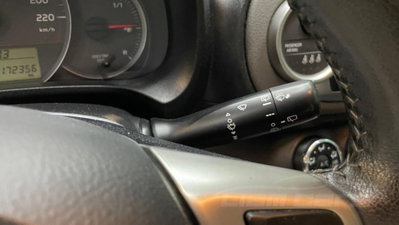 Toyota Yaris 1.0 5 porte Active (17)