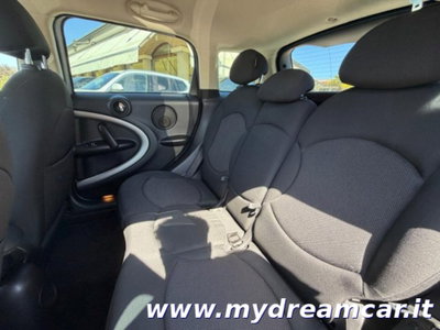 MINI Mini Countryman 1.6 Cooper D Countryman (16)
