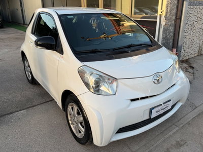 Toyota iQ 1.0 Sol (5)