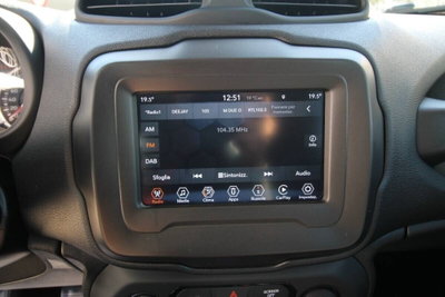 Jeep Renegade 1.6 Mjt DDCT 120 CV Limited (12)