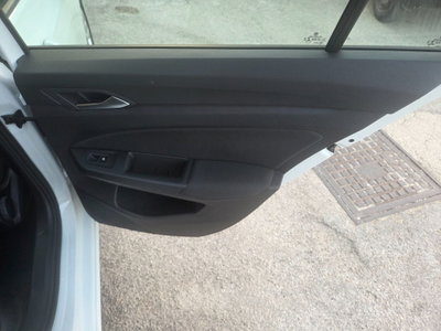 Volkswagen Golf 2.0 TDI SCR Style (17)
