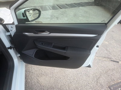 Volkswagen Golf 2.0 TDI SCR Style (19)