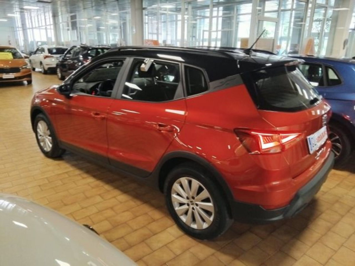 SEAT Arona 1.0 TGI Style (3)