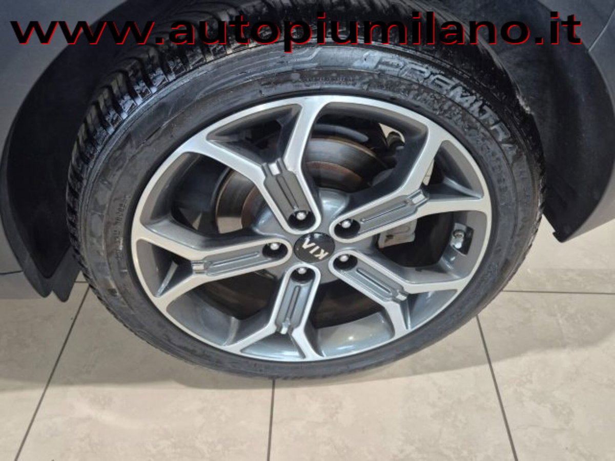 Kia XCeed 1.6 GDi 141 CV PHEV DCT High Tech (18)