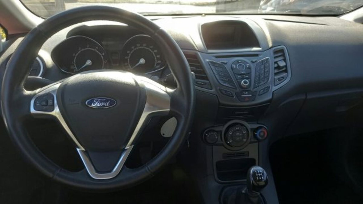 Ford Fiesta Plus 1.4 5 porte Bz.- GPL (10)