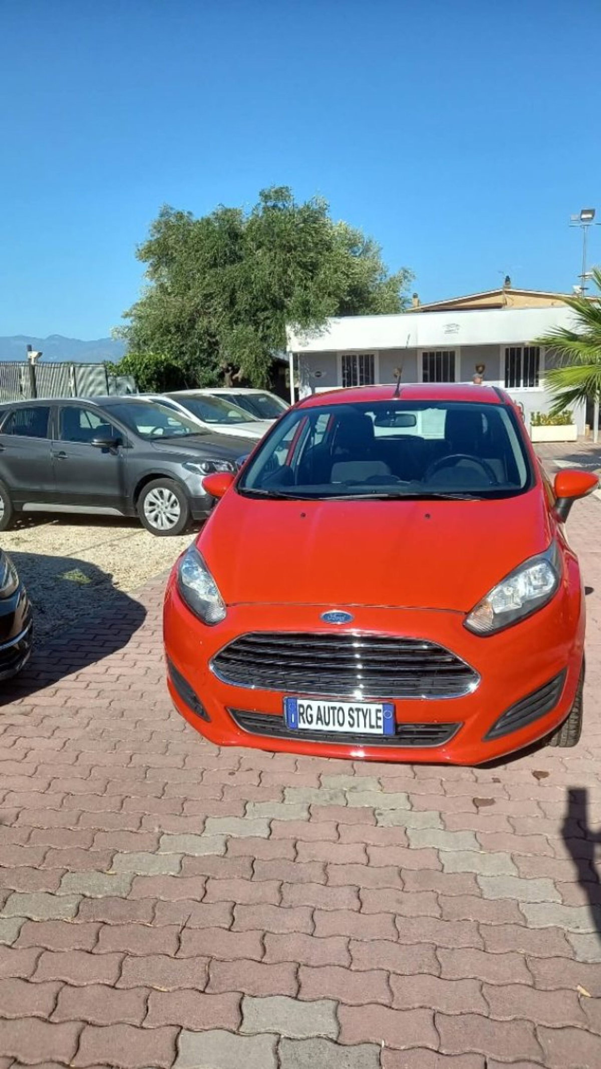 Ford Fiesta Plus 1.4 5 porte Bz.- GPL (2)