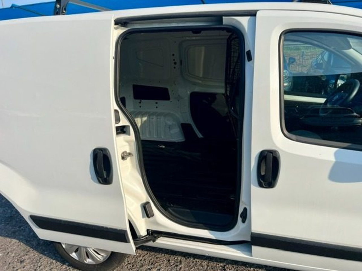Fiat Fiorino 1.3 MJT 80CV Cargo (8)
