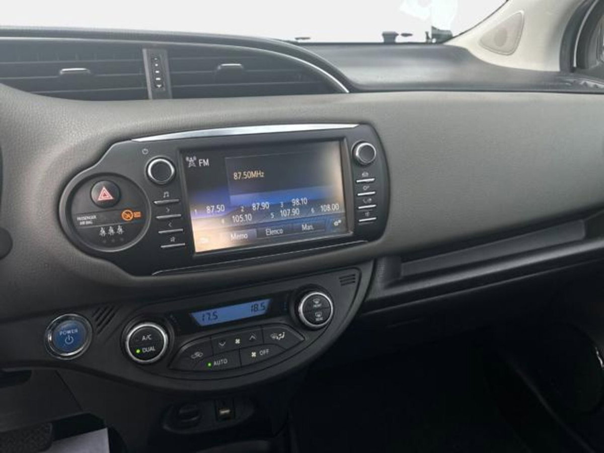 Toyota Yaris Cross 1.5 Hybrid 5p. E-CVT Premiere (10)