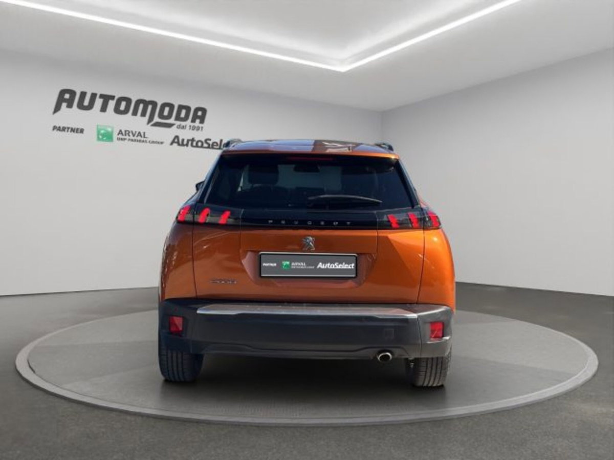 Peugeot 2008 BlueHDi 130 S&S EAT8 GT Pack (5)