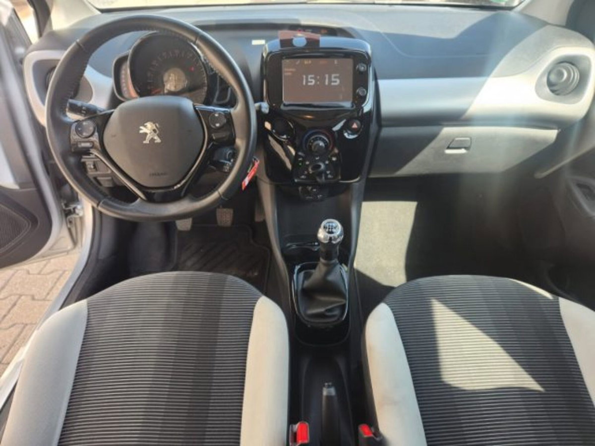 Peugeot 108 82 5 porte Allure (15)