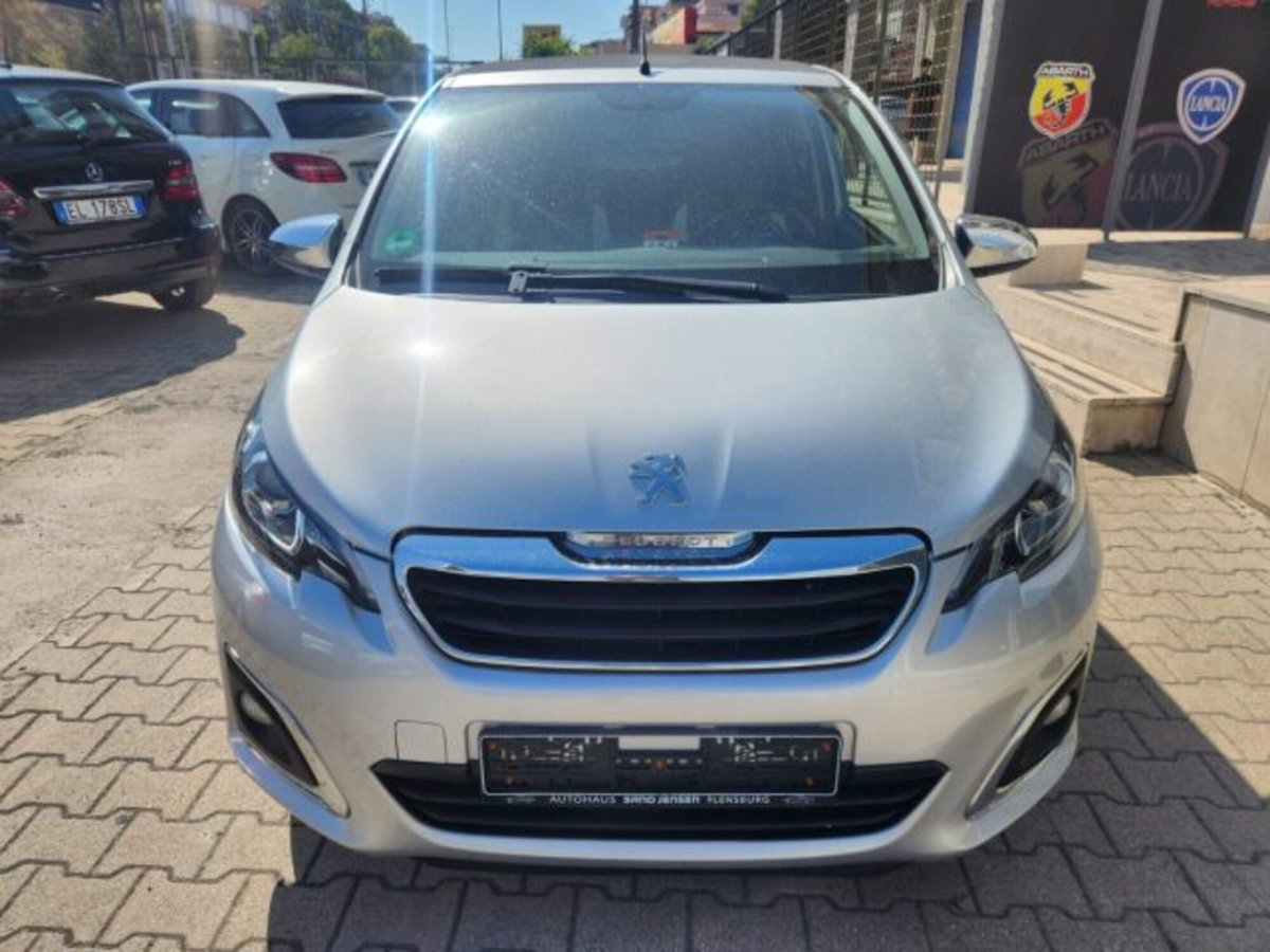 Peugeot 108 82 5 porte Allure (2)