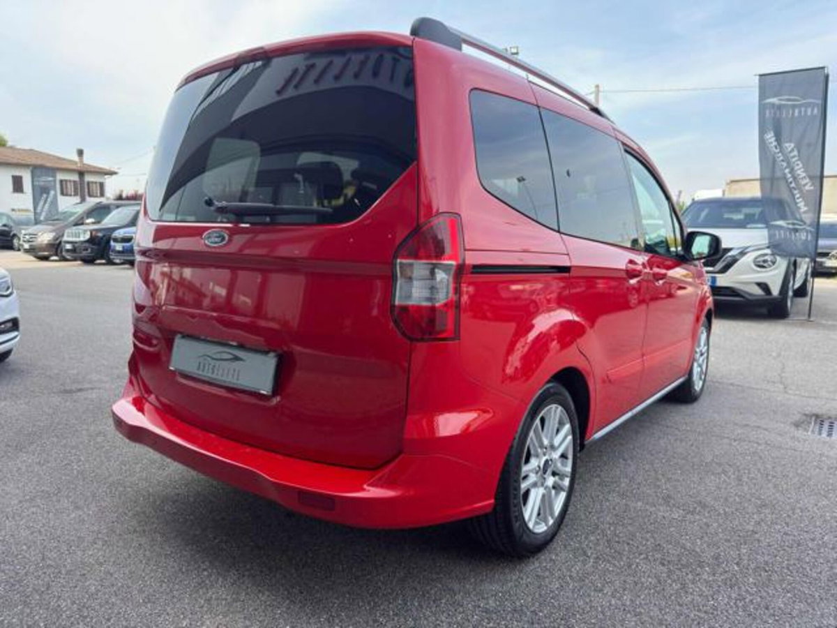 Ford Tourneo Courier 1.0 EcoBoost 100 CV Plus (4)