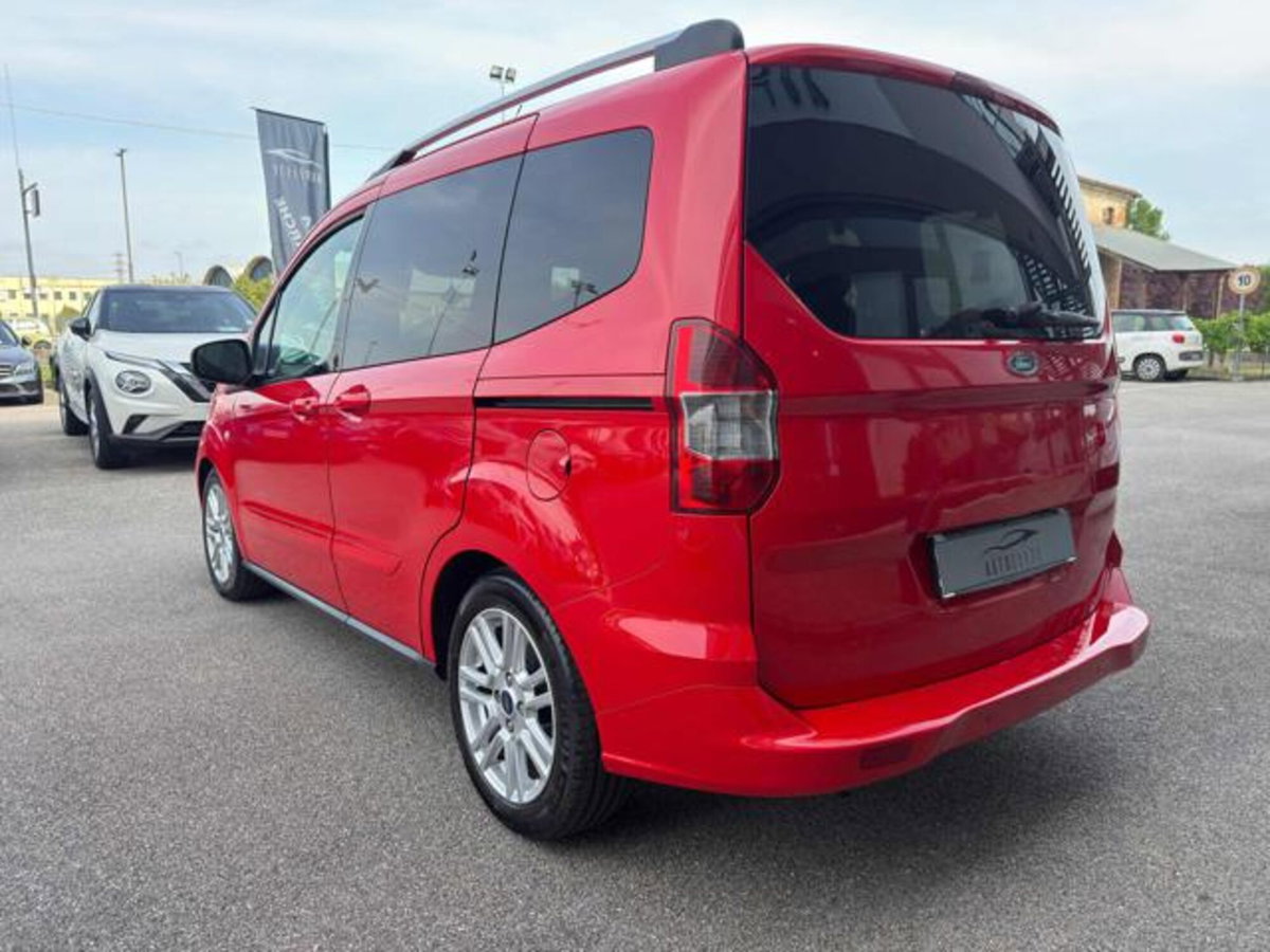 Ford Tourneo Courier 1.0 EcoBoost 100 CV Plus (6)