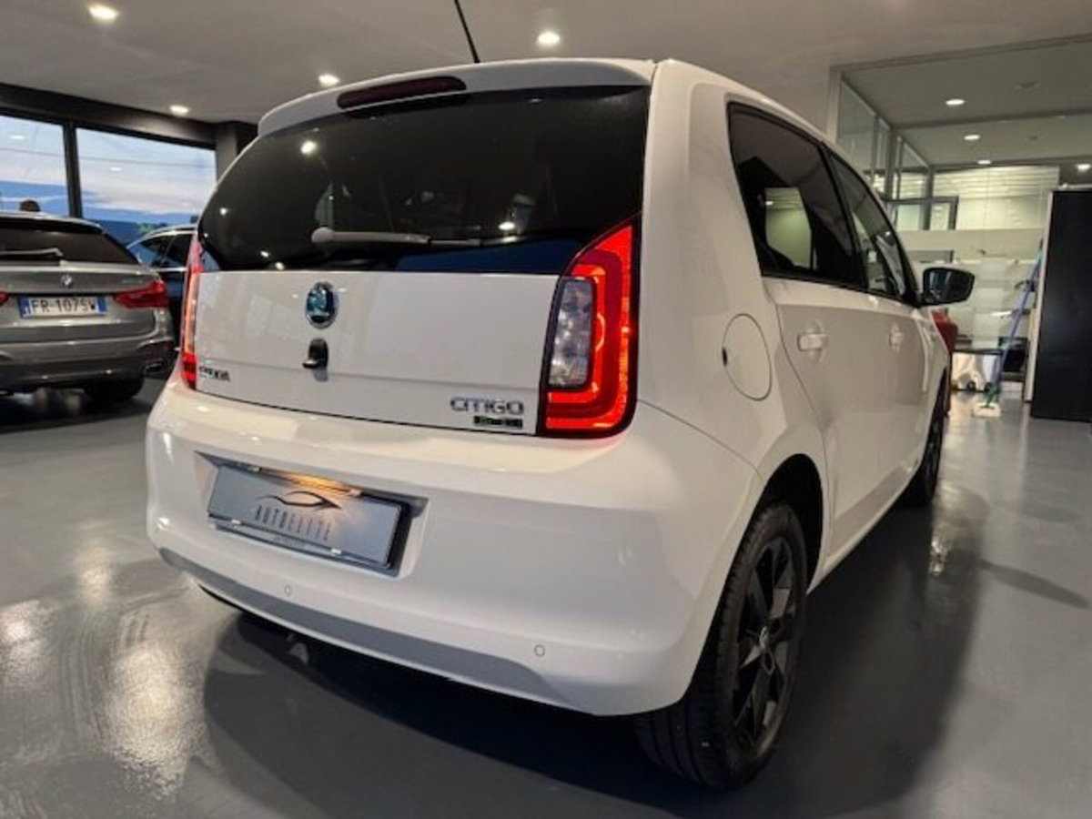 Skoda Citigo 68 CV 5 porte Design Edition G-Tec (5)