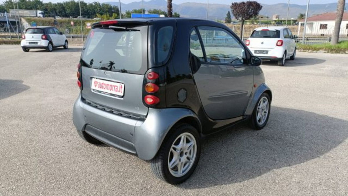 smart Fortwo 800 coupé pure cdi (5)