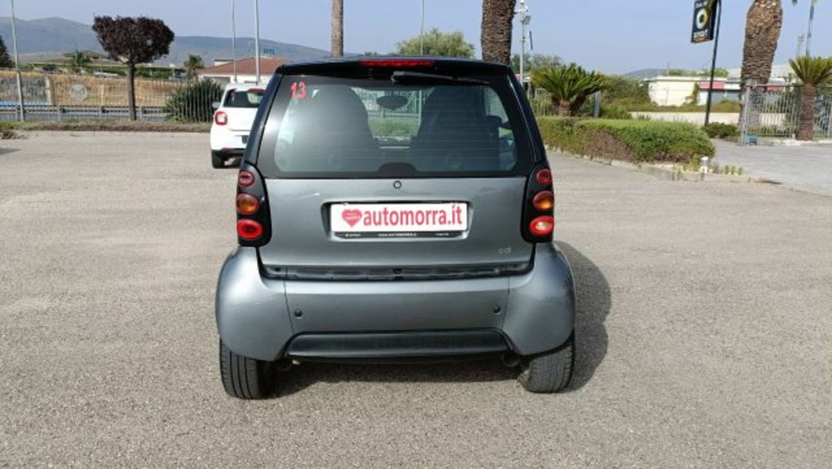 smart Fortwo 800 coupé pure cdi (6)