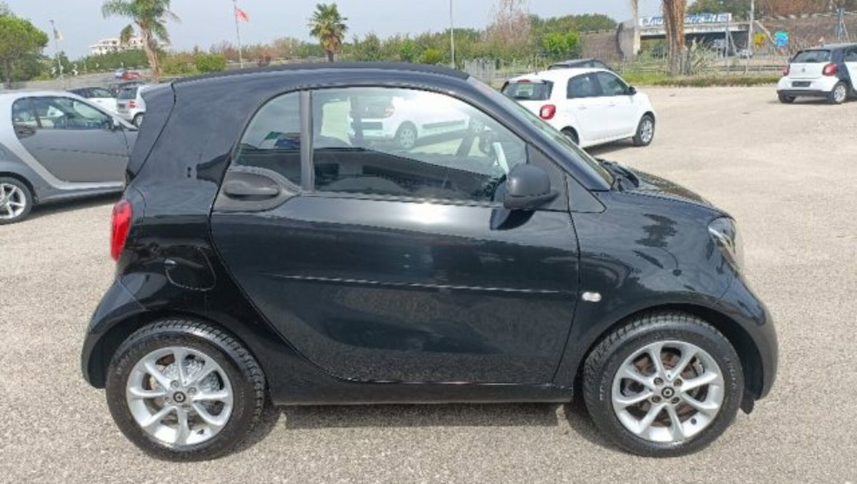 smart Fortwo 70 1.0 twinamic Youngster (8)