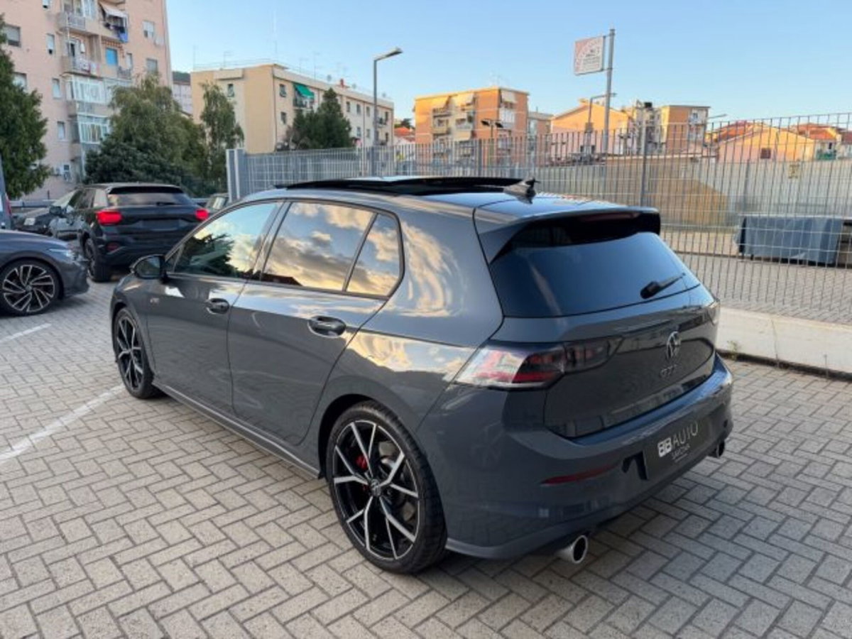 Volkswagen Golf 2.0 tsi GTI 265cv dsg (10)