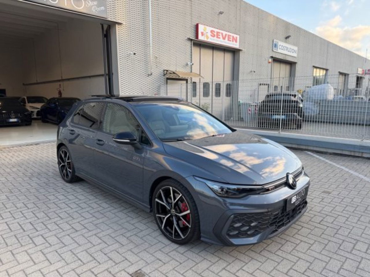 Volkswagen Golf 2.0 tsi GTI 265cv dsg (5)