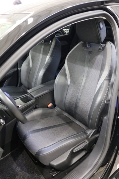 Peugeot 308 SW 1.5 bluehdi GT s&s 130cv eat8 (10)