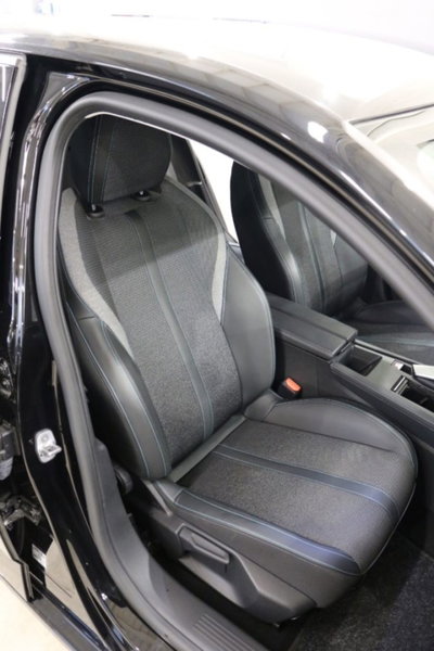Peugeot 308 SW 1.5 bluehdi GT s&s 130cv eat8 (11)