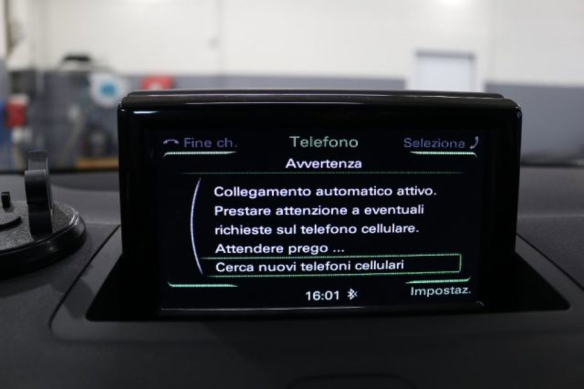Audi A1 1.0 TFSI ultra S tronic Metal plus (18)