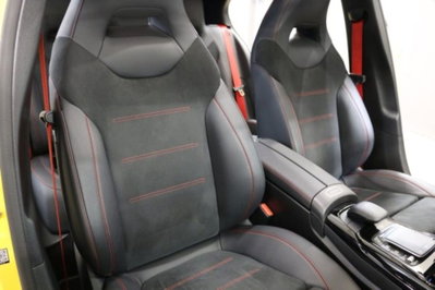 Mercedes-Benz Classe A Sedan 35 4Matic 4p. AMG (10)