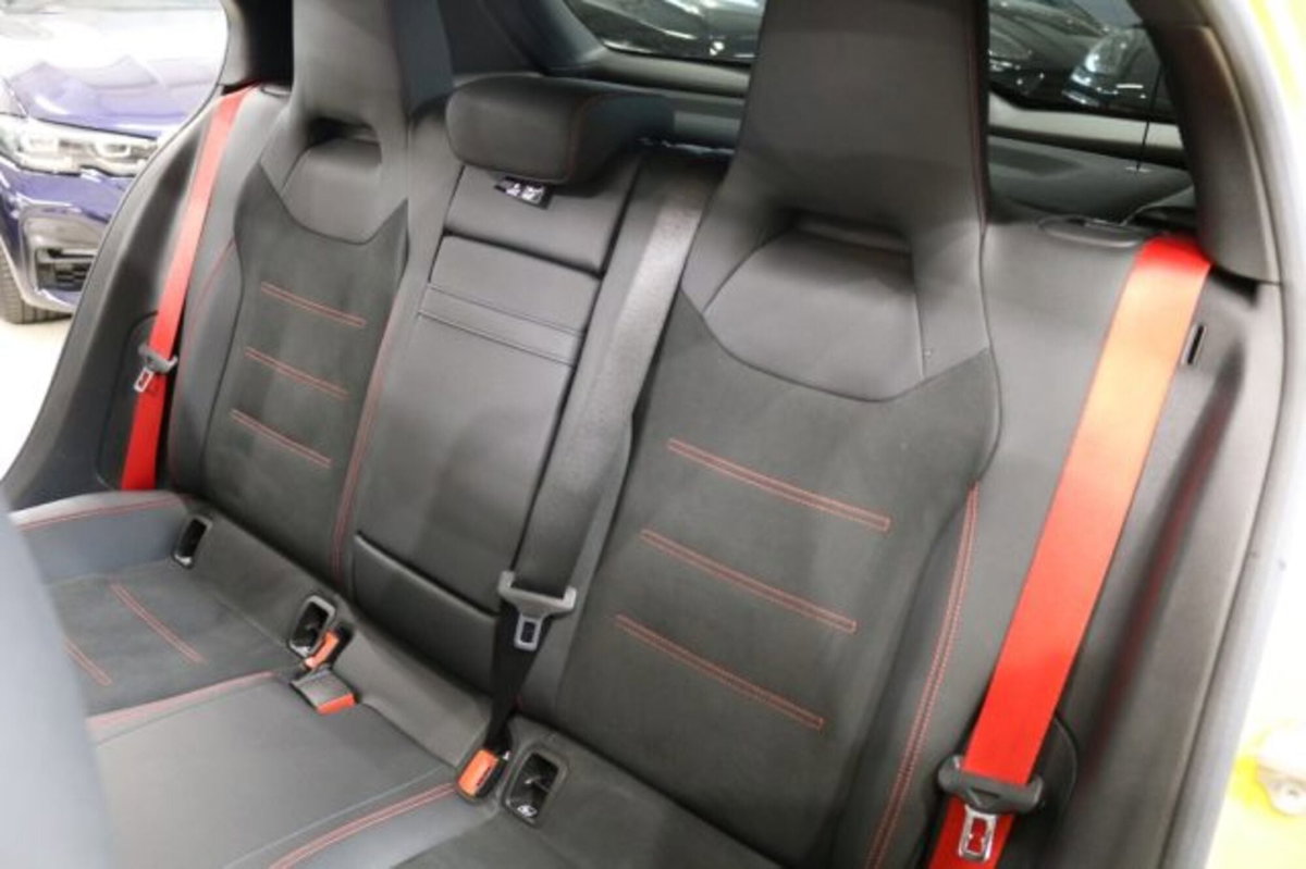 Mercedes-Benz Classe A Sedan 35 4Matic 4p. AMG (16)