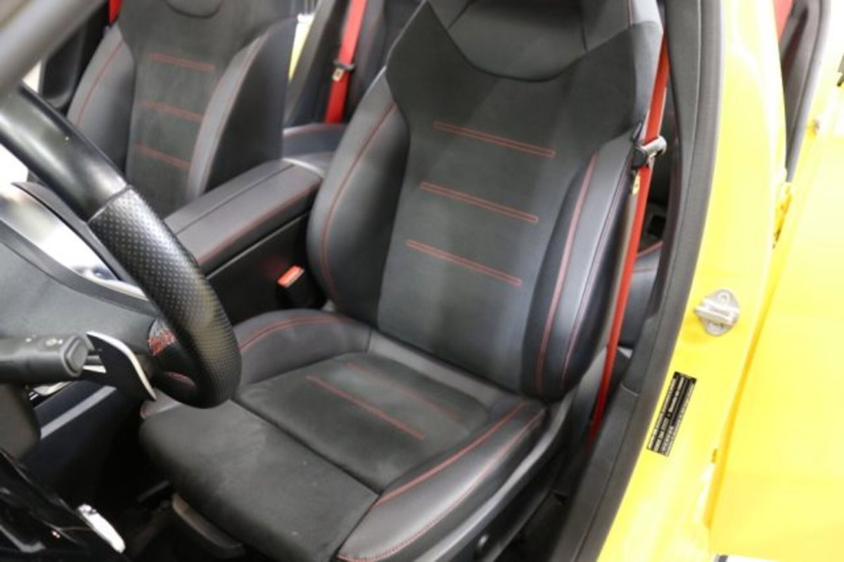 Mercedes-Benz Classe A Sedan 35 4Matic 4p. AMG (9)