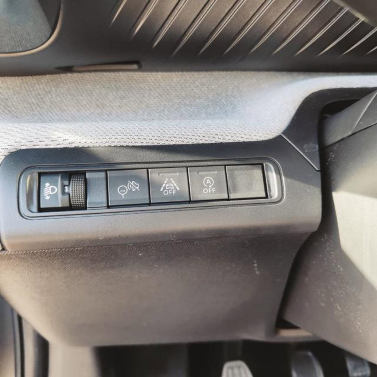 Citroen C3 1.2 puretech turbo Max 100cv s&s (18)