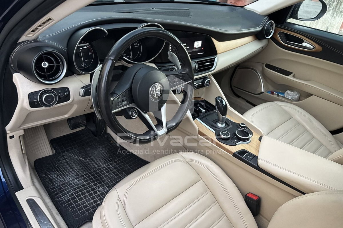 Alfa Romeo Giulia 2.2 Turbodiesel 180 CV AT8 Sport Edition (9)