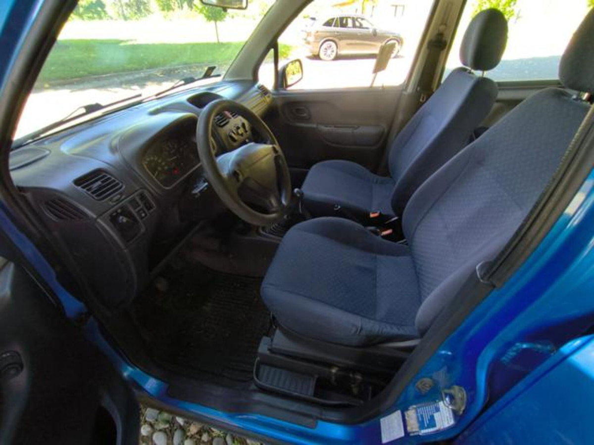 Suzuki Wagon R+ 16V cat 4x4 GL (18)
