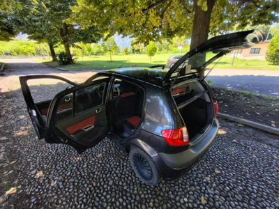 Hyundai Getz 12V 5p. GL (20)