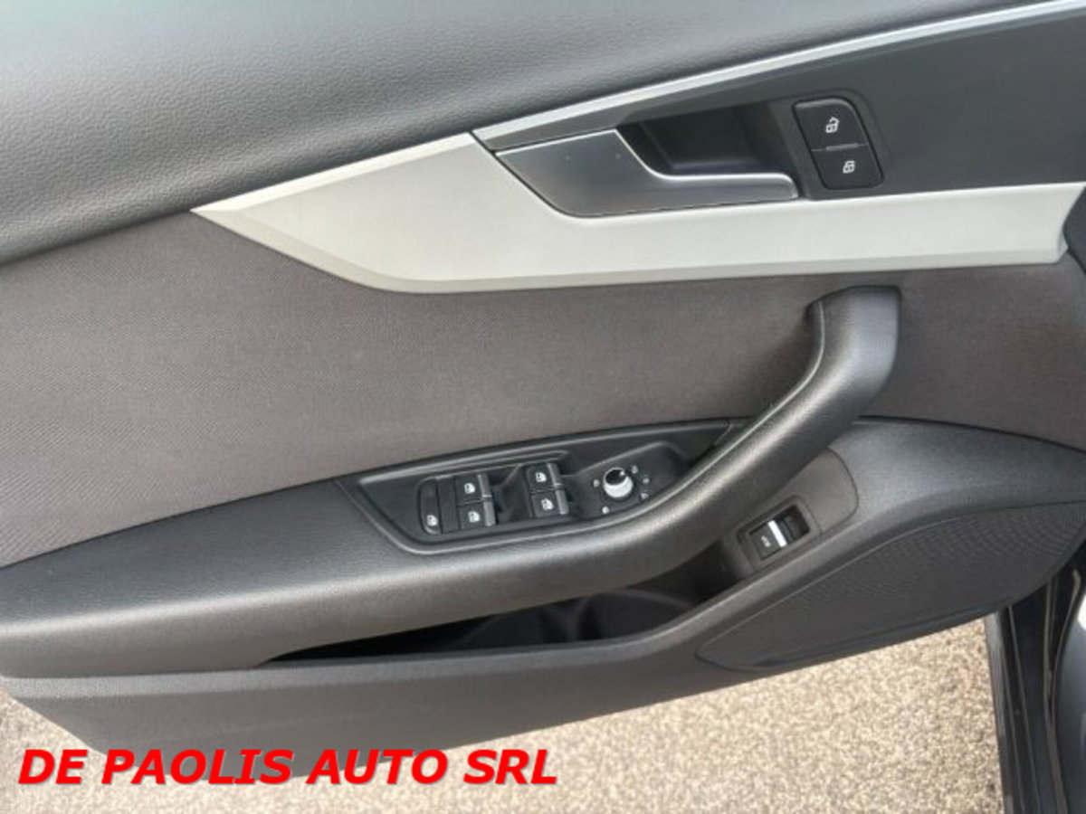 Audi A4 Avant 35 TDI/163 CV S tronic Business Advanced (5)