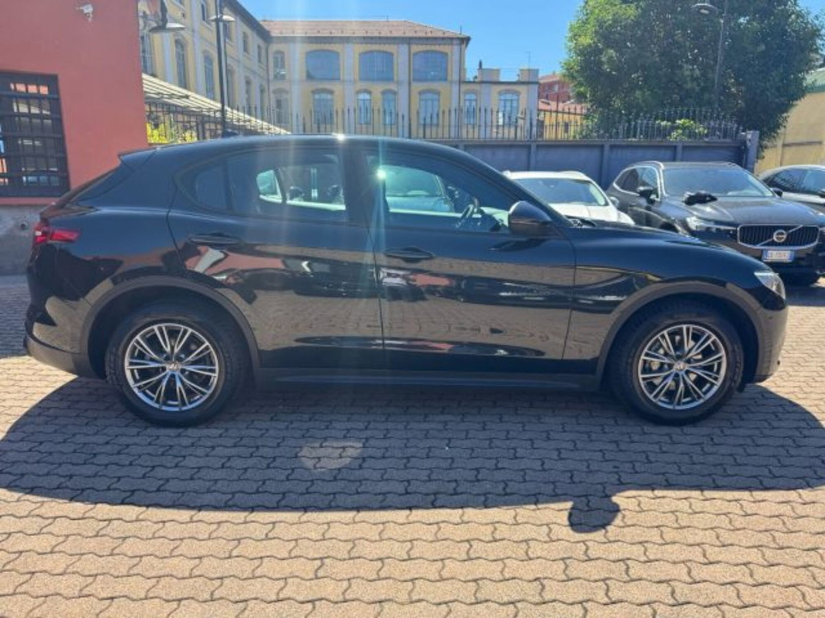 Alfa Romeo Stelvio Stelvio 2.2 Turbodiesel 160 CV AT8 RWD Rosso Edizione (3)