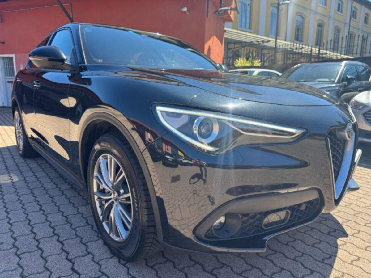 Alfa Romeo Stelvio Stelvio 2.2 Turbodiesel 160 CV AT8 RWD Rosso Edizione (4)