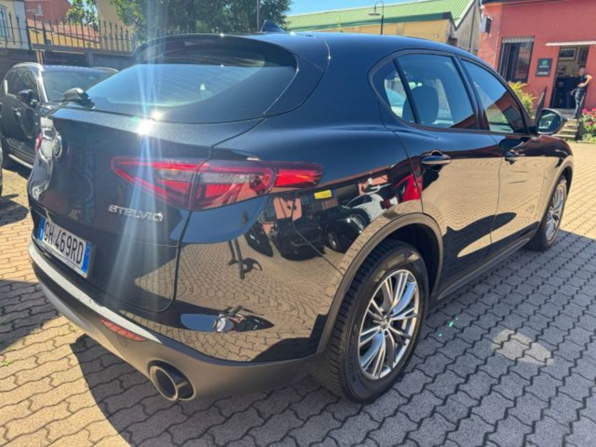 Alfa Romeo Stelvio Stelvio 2.2 Turbodiesel 160 CV AT8 RWD Rosso Edizione (7)