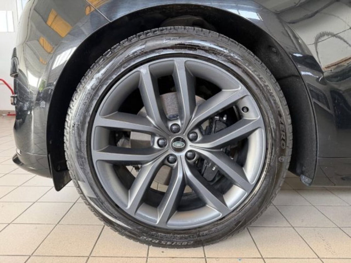 Land Rover Range Rover Sport 3.0D l6 249 CV HSE Dynamic Stealth (7)