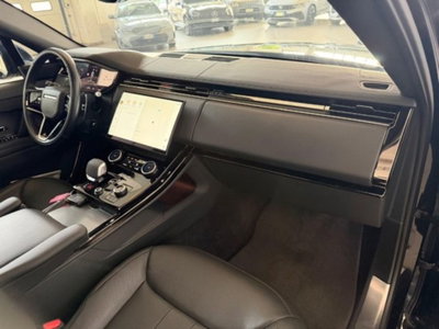Land Rover Range Rover Sport 3.0D l6 249 CV HSE Dynamic Stealth (8)