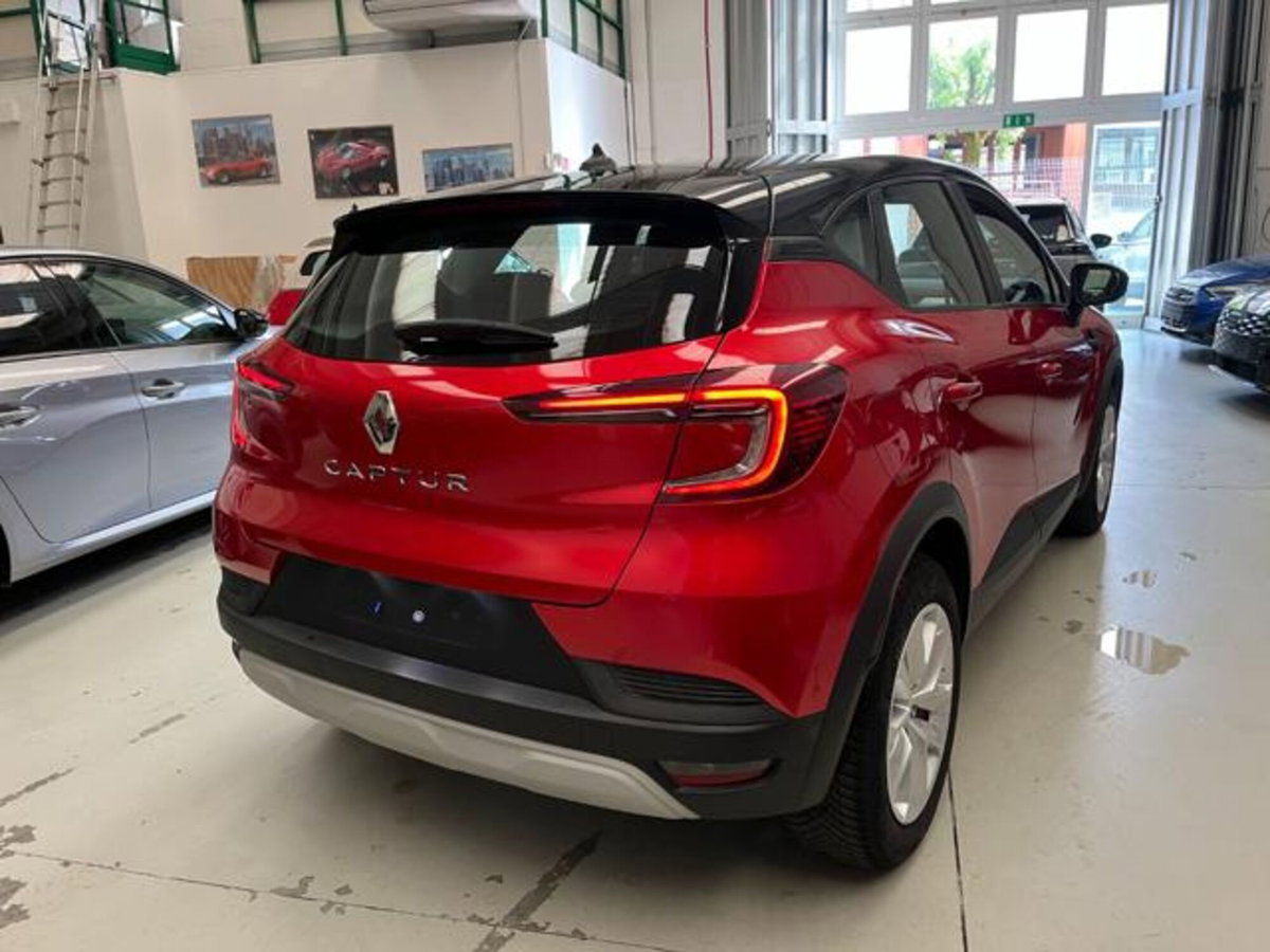 Renault Captur TCe 90 CV Equilibre (4)